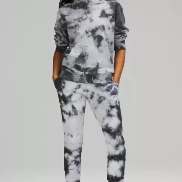 Lululemon Warm Down Jogger Size 4 ECSO - Picture 1 of 3